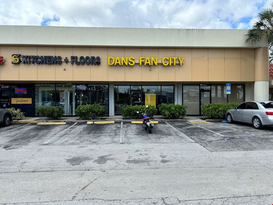 3256 W Hillsboro Blvd