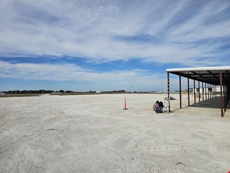 Preview of commercial space at 16740 US-77