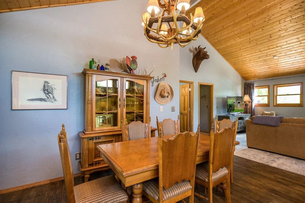 Live/Work Space - Boutique Shop in Chama, NM for Sale