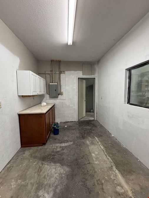 1410 Beltline Rd