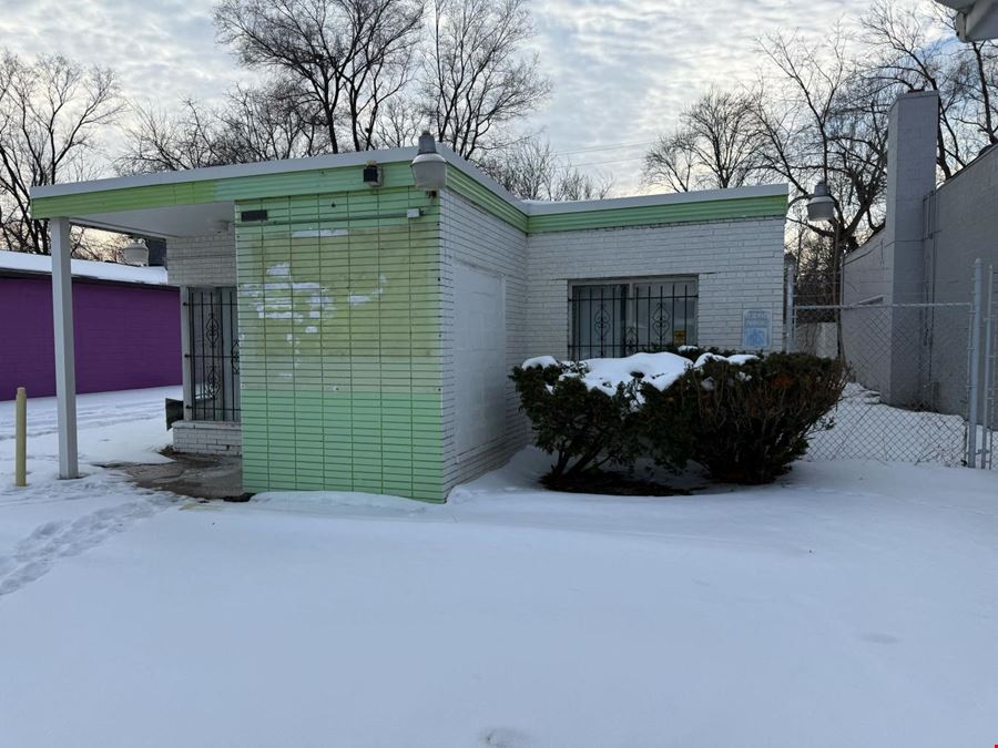 18041 Greenfield Rd