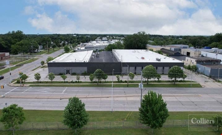 Preview of Industrial space for Rent at 6770 N 43rd St