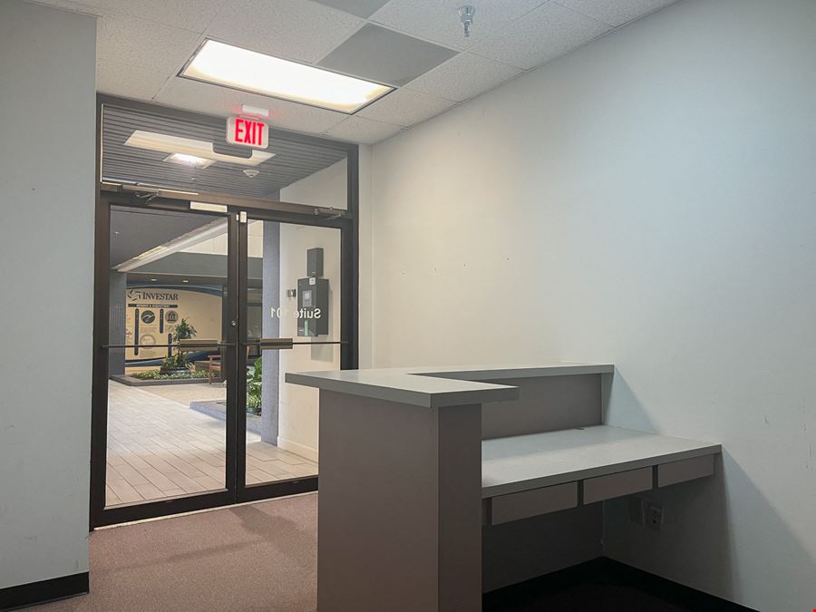 Office Suites Available in Investar Tower