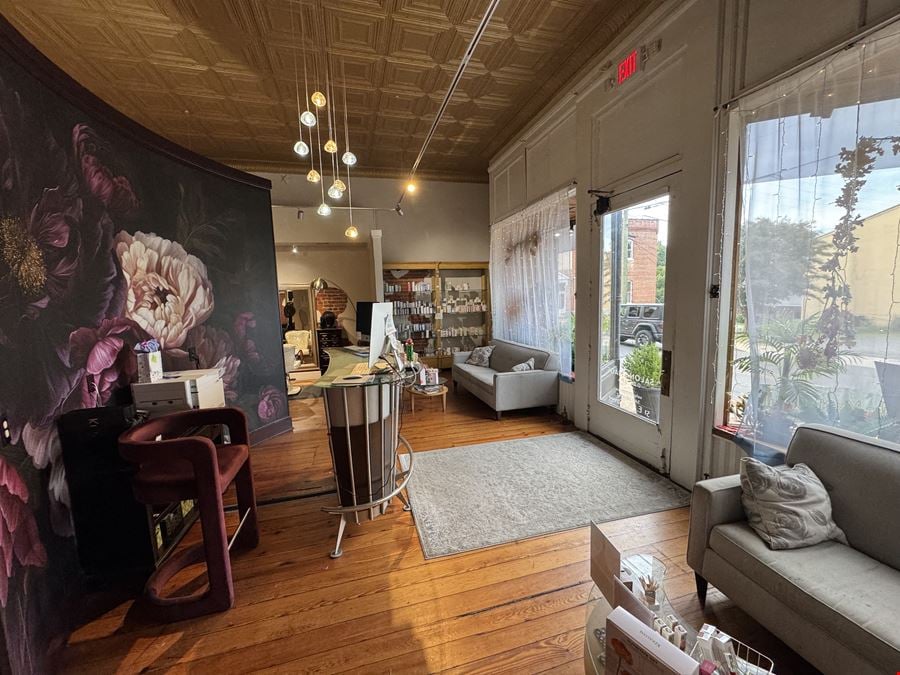 49-51 E Lee Street