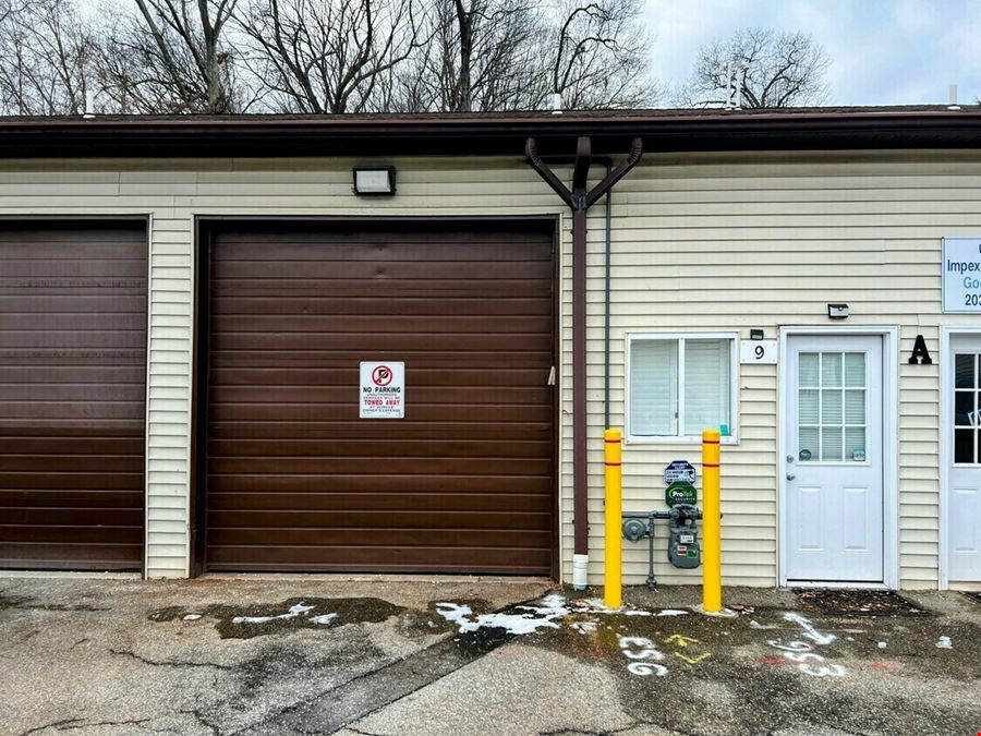151 Grassy Plain St Ste C1