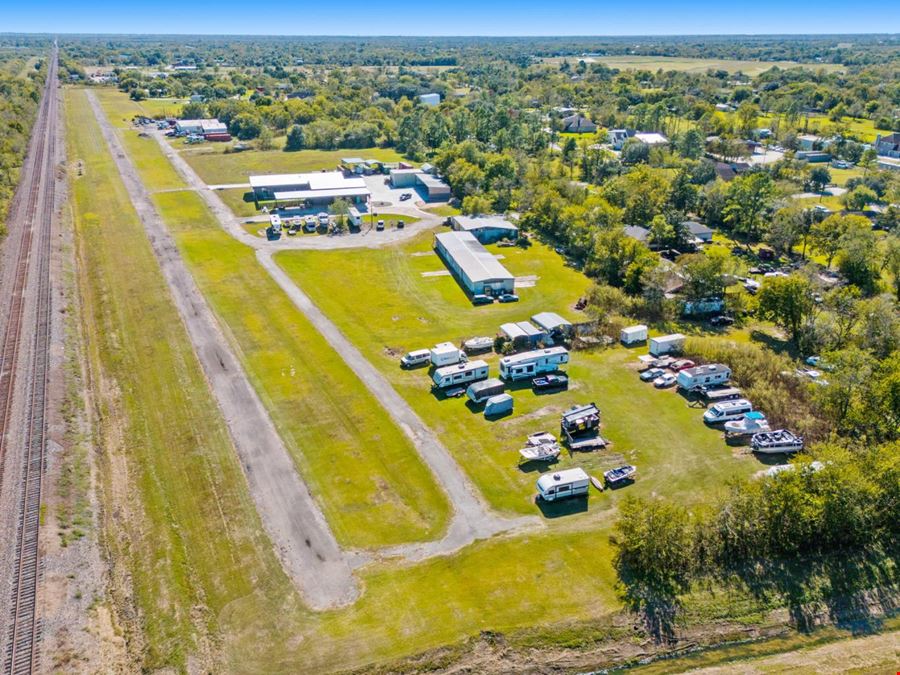 7911 James St. - Pearland Air Park