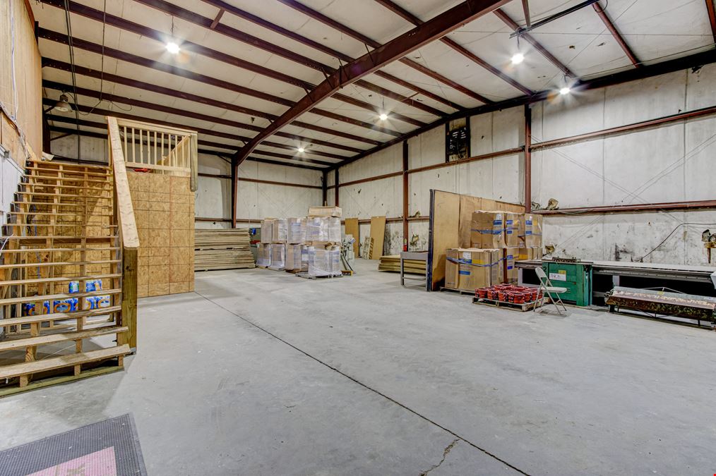 10,850 SF Industrial Space