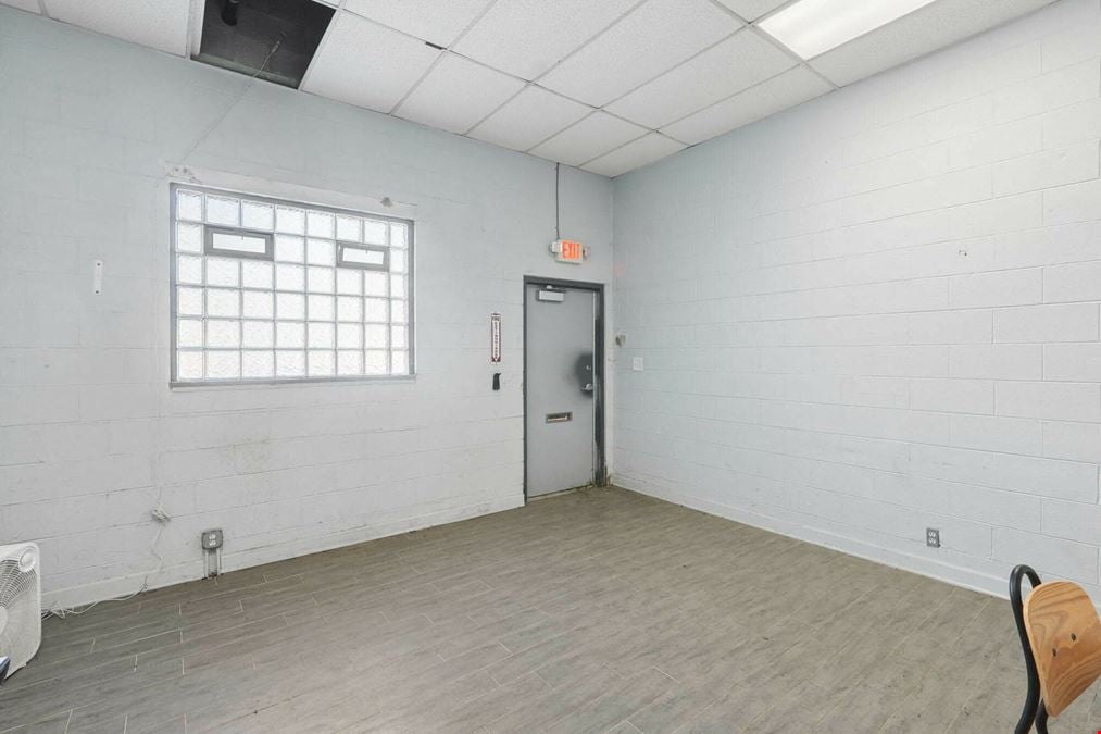Air Conditioned Warehouse