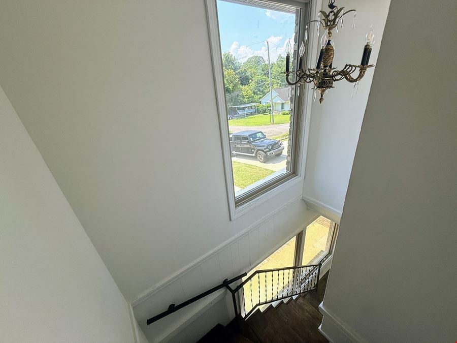 3190 Bellwood Dr