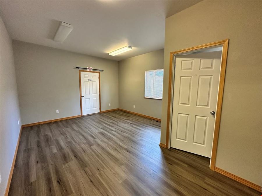 4037 US Highway 93 N