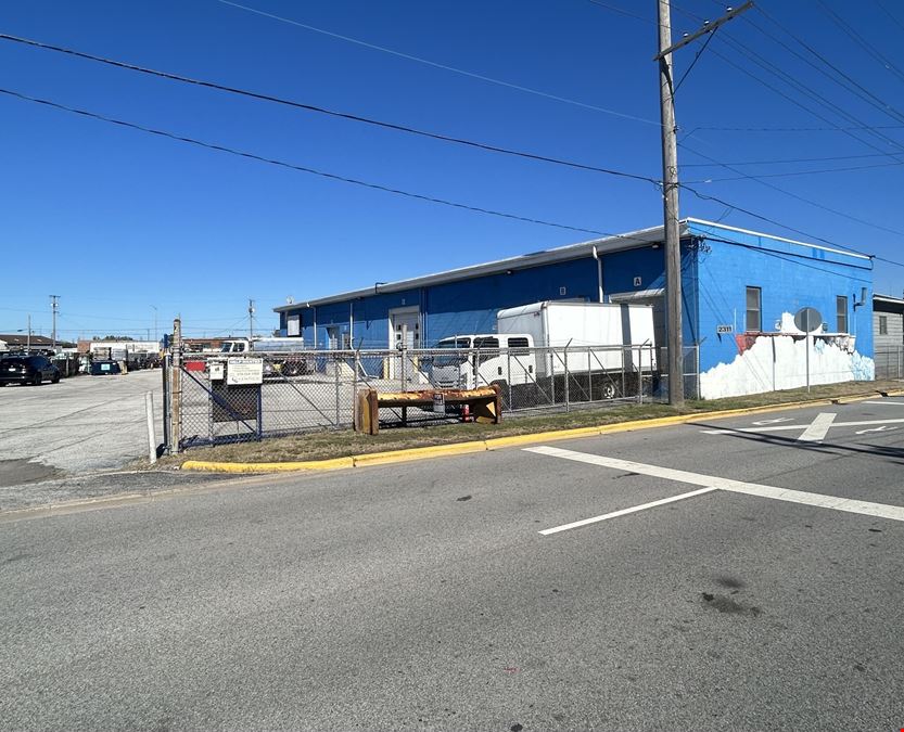 Industrial Flex Space/Warehouse on 165th