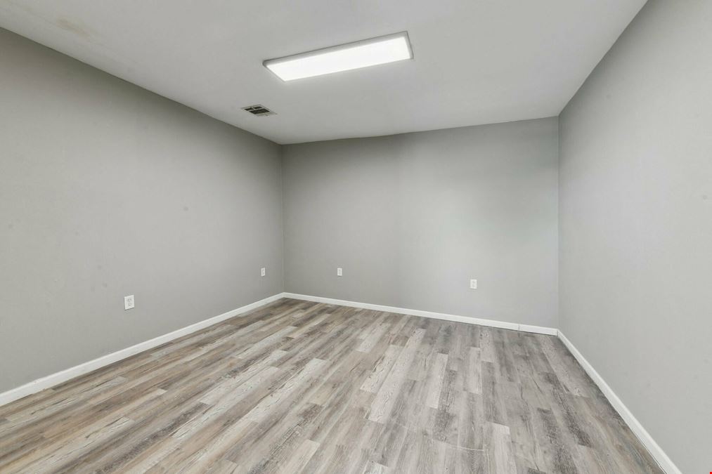 3030 Gentilly Blvd