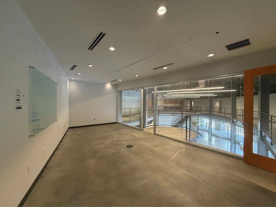 Waverly Place Mezzanine Office Space