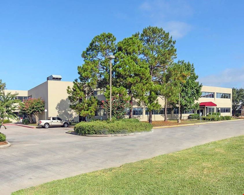14011-14015 Park Dr