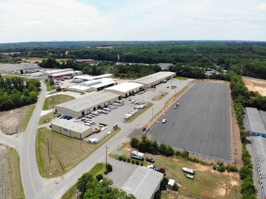 1260 Barkley Rd Industrial Parking Lot