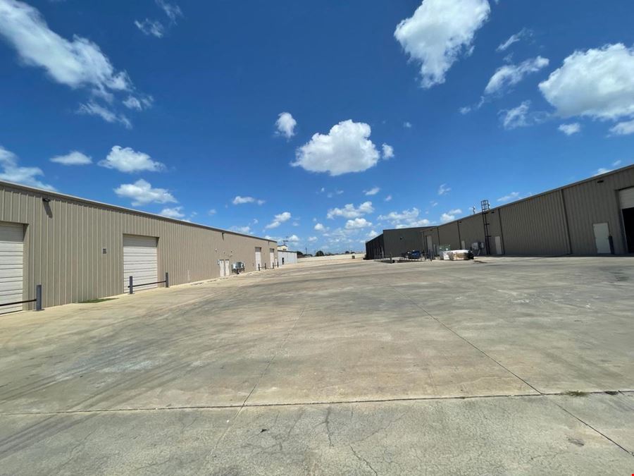 9915 E 51st St, Bldg B - Industrial