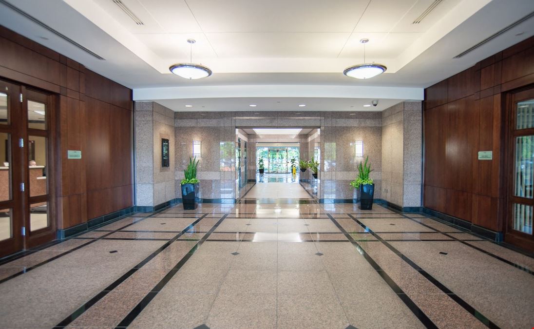 Sunrise Corporate Plaza