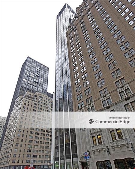 Preview of Office space for Rent at 1350 Avenue of the Americas