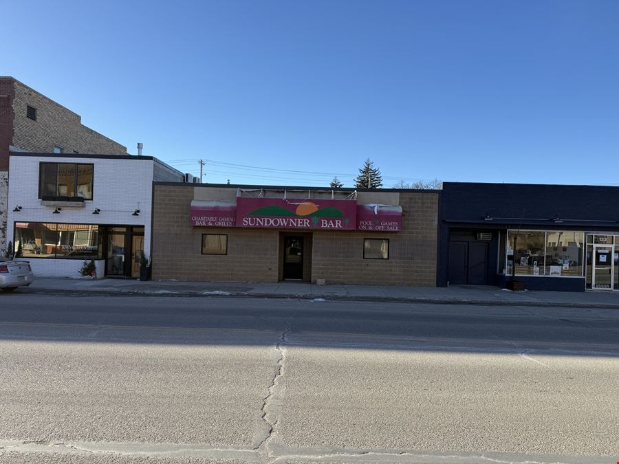 Breckenridge, MN Bar