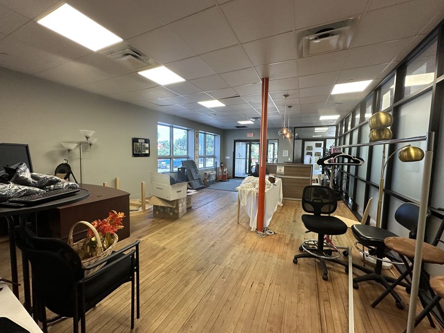 Retail / Office / Studio Space for Sublease