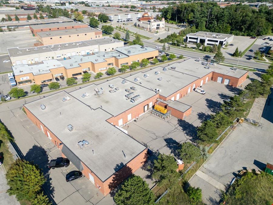 215 Traders Blvd E
