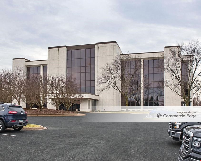 Anderson Lakes Corporate Center