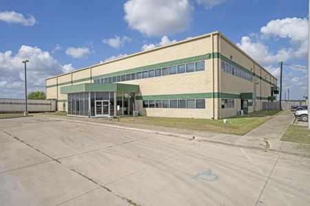 Preview of commercial space at 1309 Industrial Way