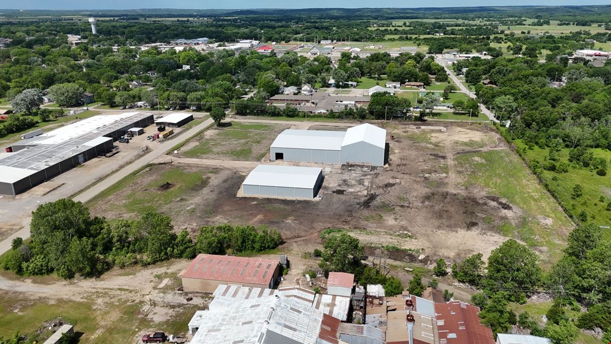 1100 E 14th St. - Industrial