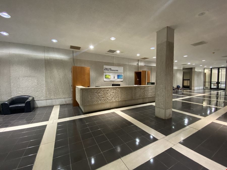 106,000 S.F. Office/Call Center