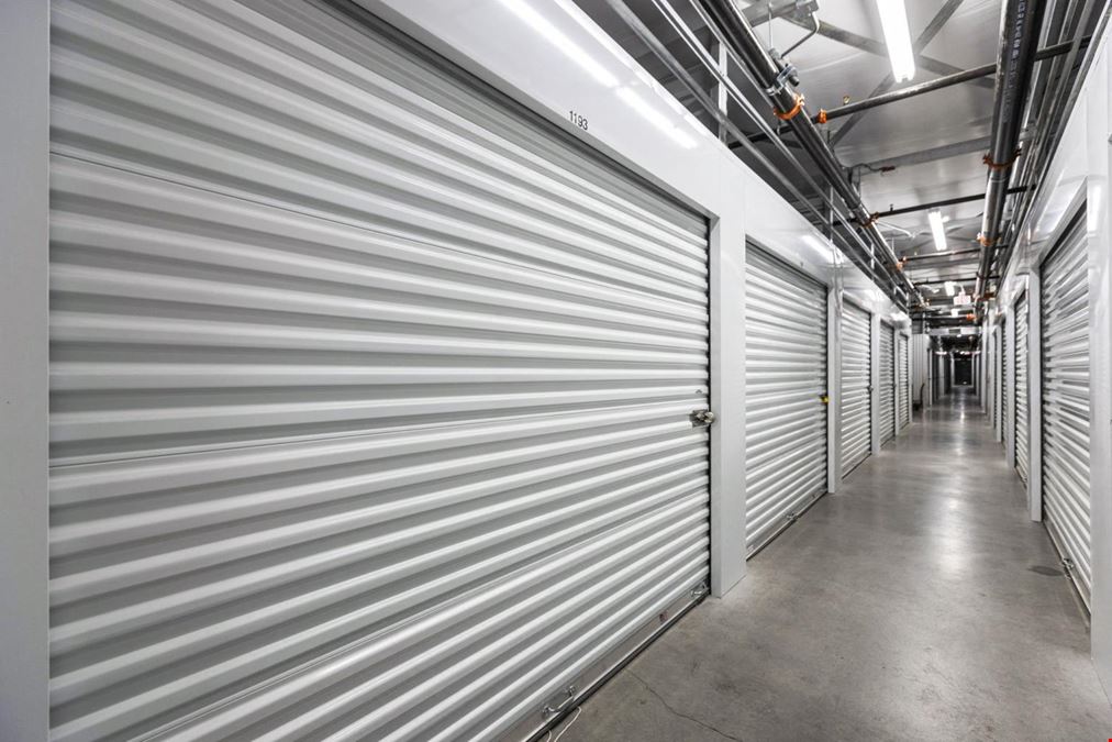 STORAGE ONE HORIZON