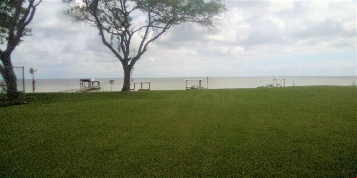 Waterfront Property - Two lots in  Bacliff TX