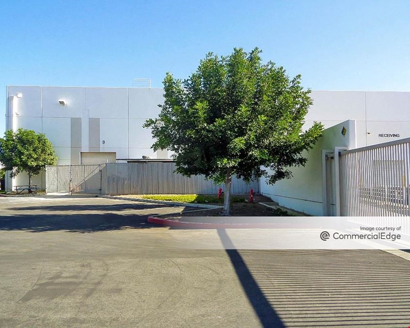 1493 East Bentley Drive