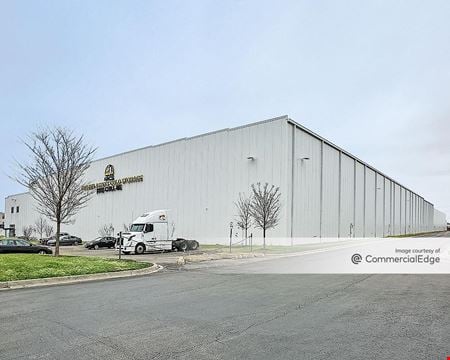 Preview of Industrial space for Rent at 555 Northwest Avenue