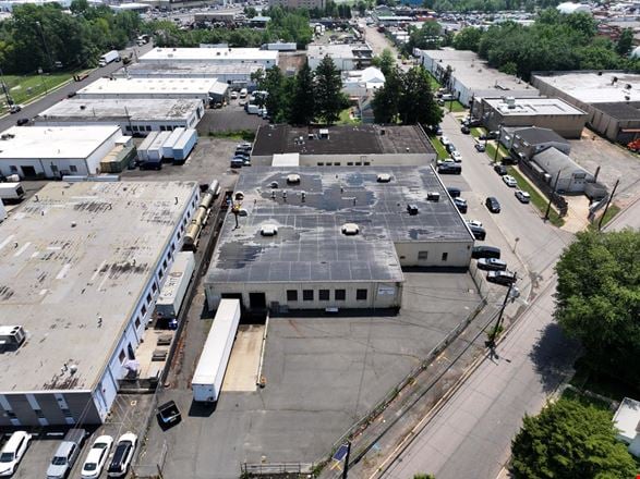 Preview of Industrial space for Rent at 827 Martin Street