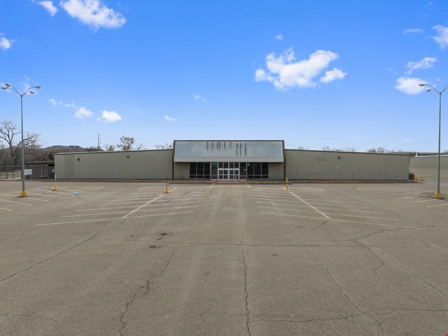 West Plaza