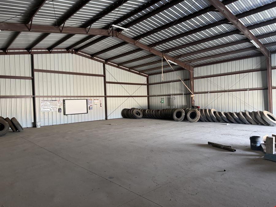 Versatile Warehouse on 5 Acres