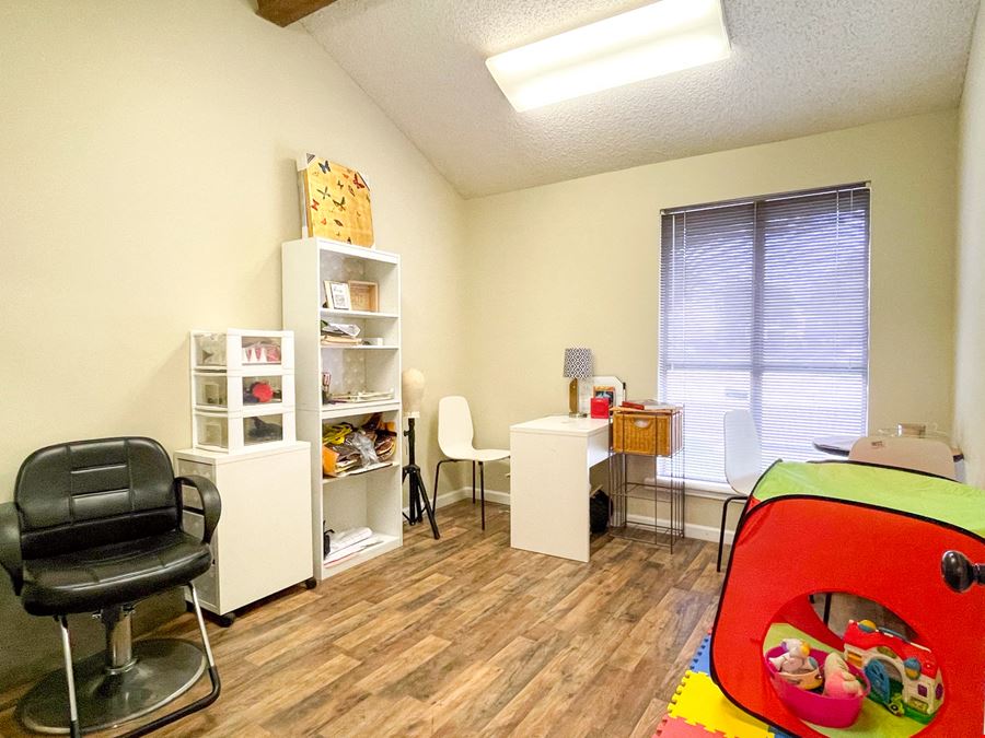 First Month Free – Recently Renovated Office Suites for lease on Summa Ave