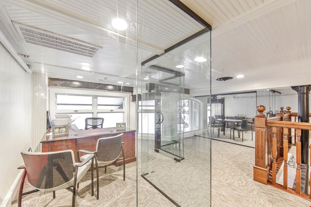 Own a Landmark in the Heart of Thibodaux!