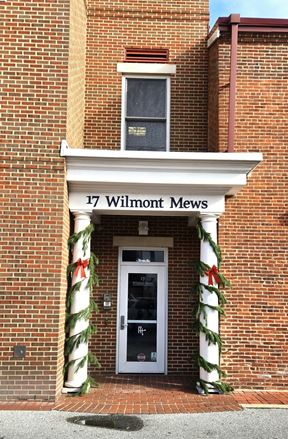 17 Wilmont Mews