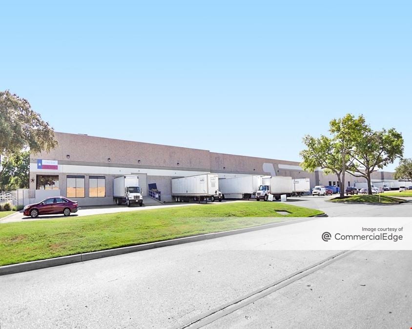 Venture Distribution Center - 1030, 1048 & 1080 Trend Drive