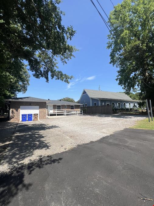 537 Folly Road