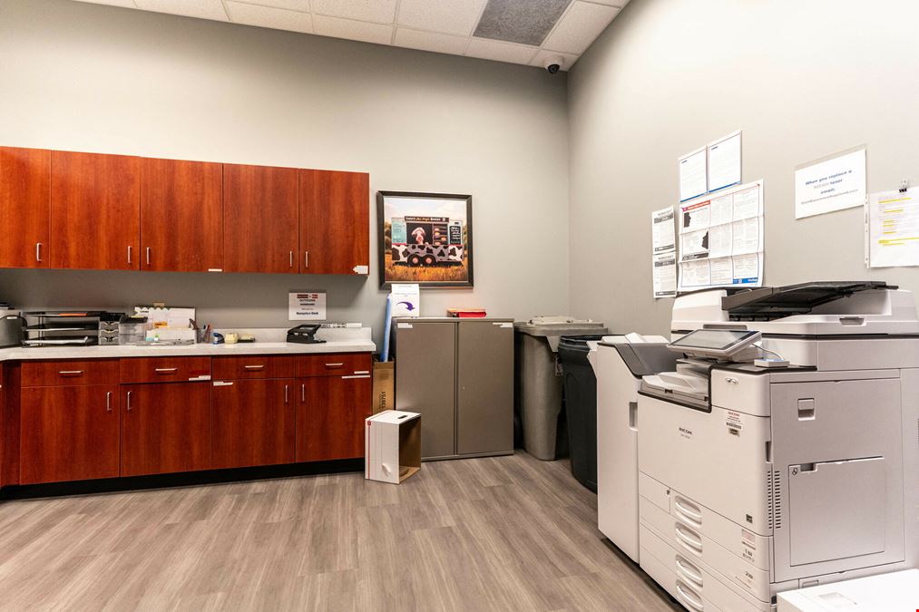 Pinnacle Corporate Centre IV