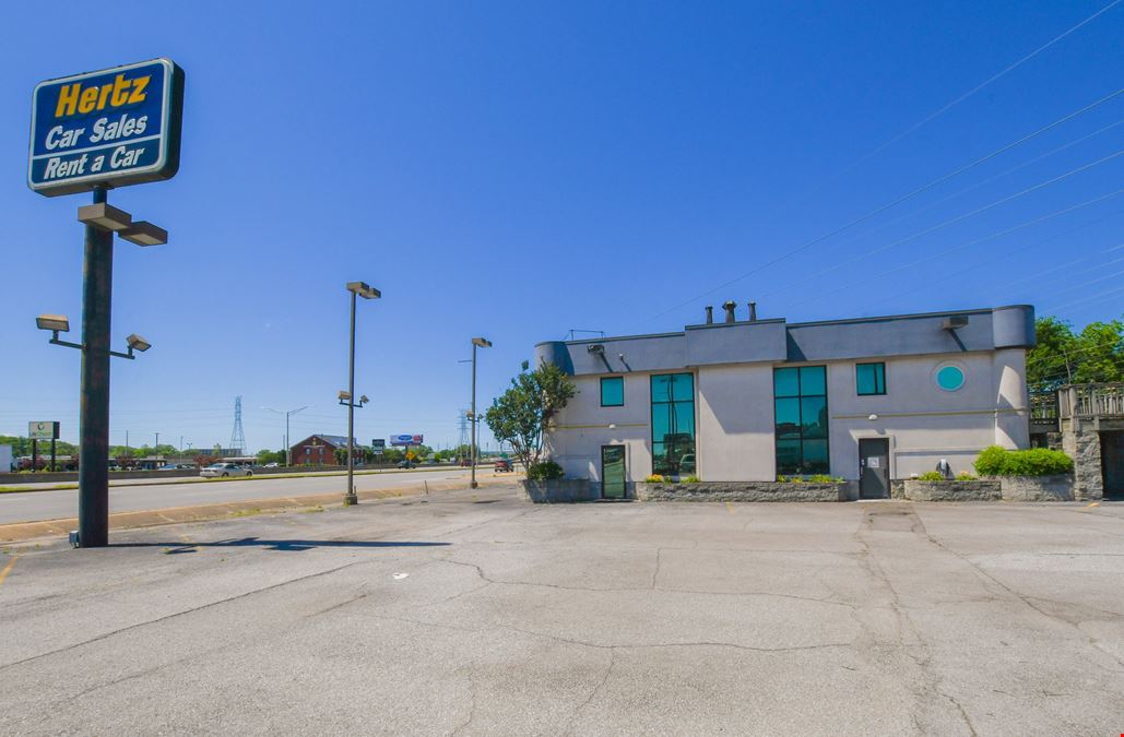 2223 Memorial Pkwy SW
