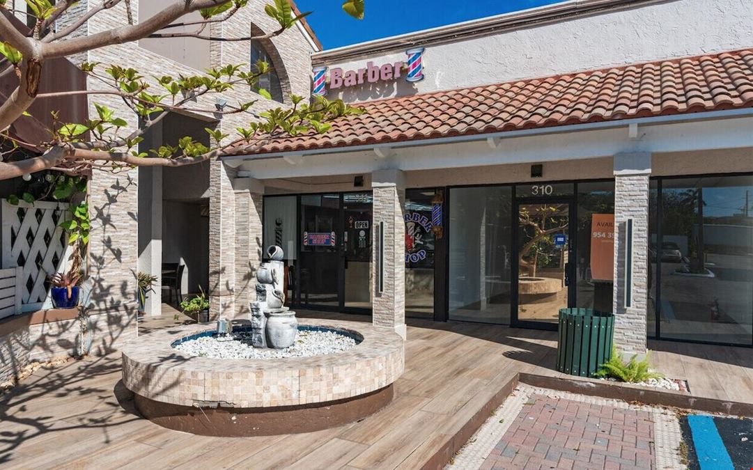 Oaktree Plaza