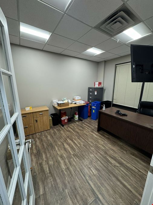 Waterloo Center Condominium | Lee St. | Warrenton, VA