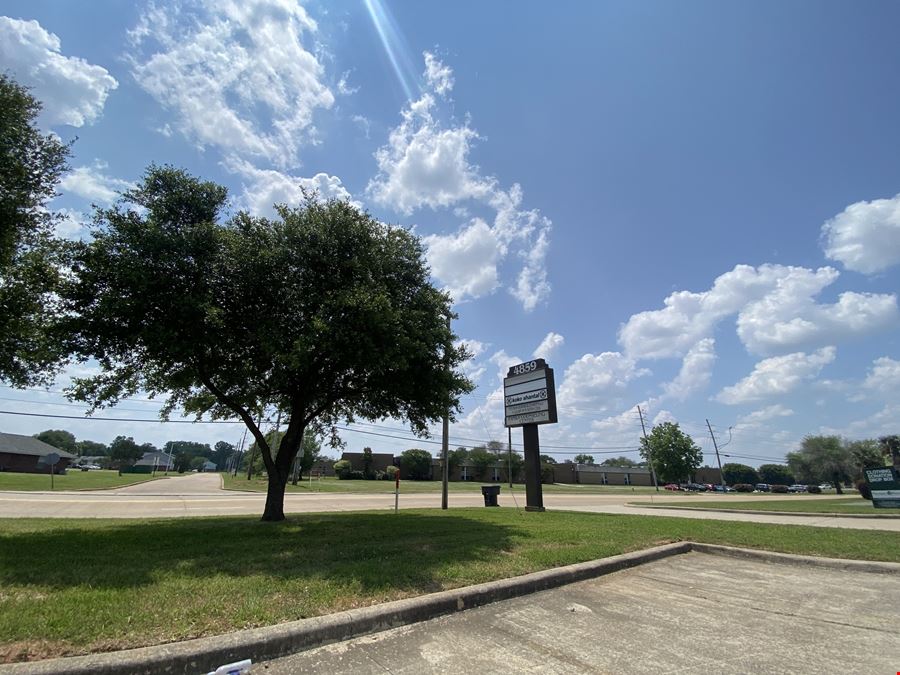 Shed Road Retail - Commercial Suites