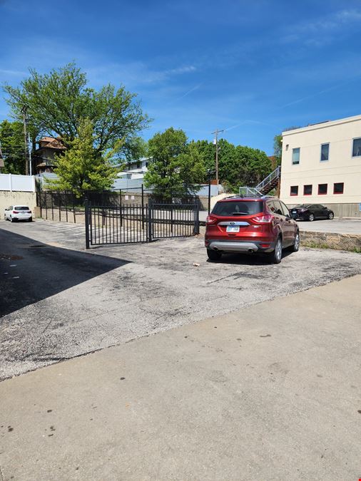 Professional Office Suites for Lease