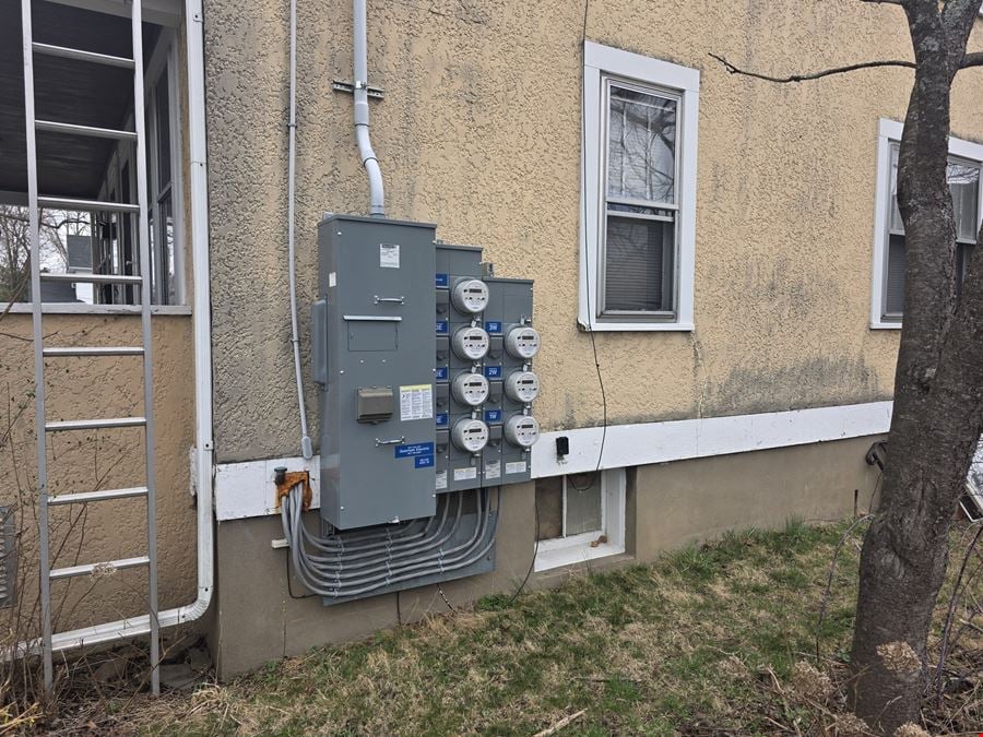 322 W Franklin St