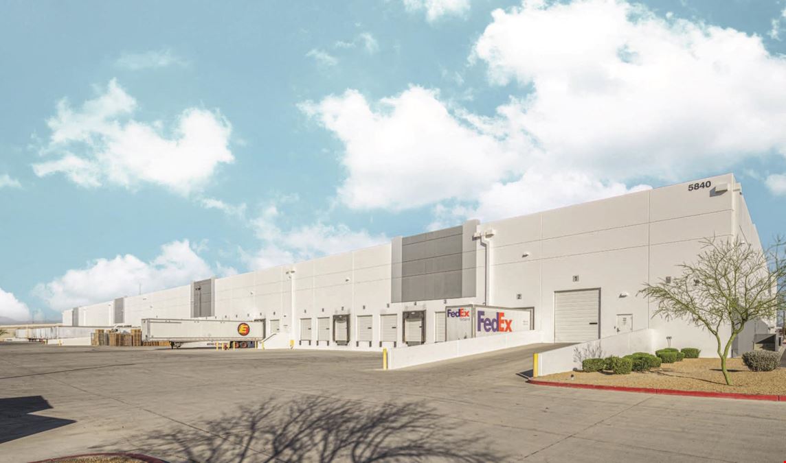 Move-In Ready! ±95K SF office/warehouse - 32' clear height