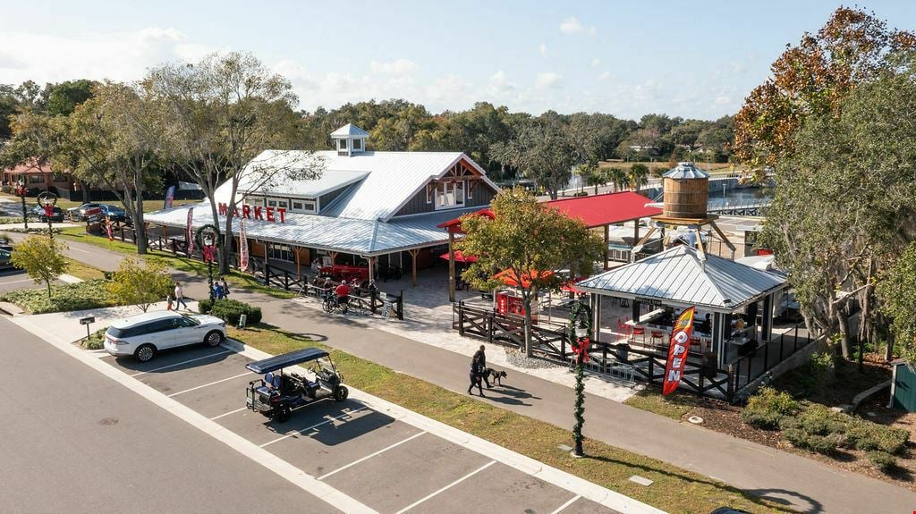 Downtown Clermont 6,912 SF Retail/Event Center